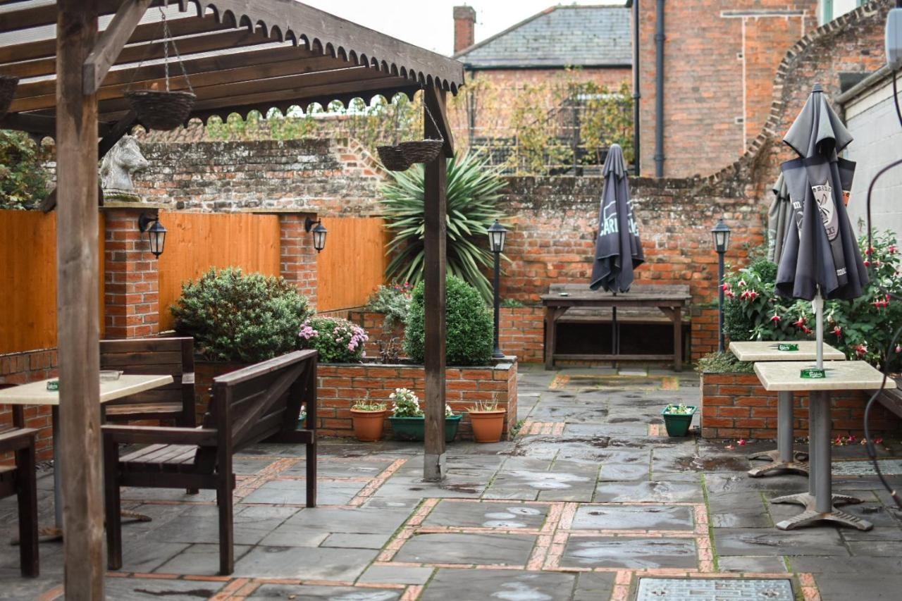 Отель The Crown And Woolpack Long Sutton  Экстерьер фото